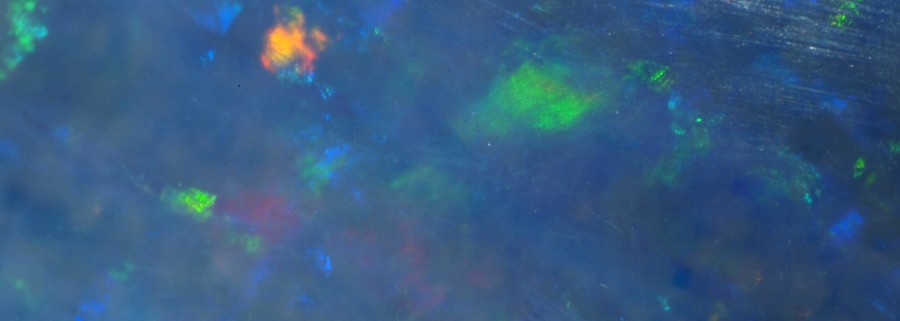 Juego de colores del ópalo.