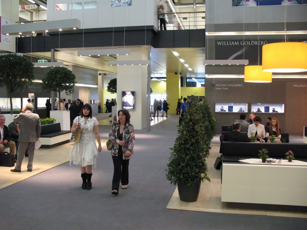 Feria de Joyeria y Relojeria de Basilea 2007 pasillos pabellon 3