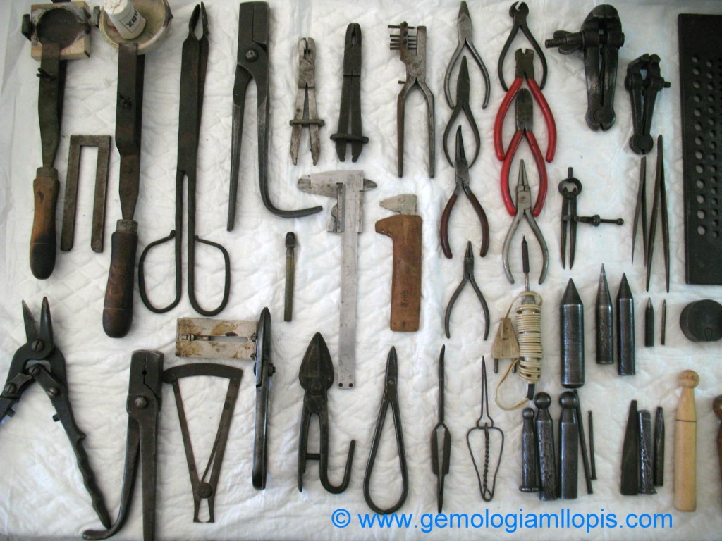 Las herramientas de un artesano joyero, mi padre, Manuel Llopis Chisvert