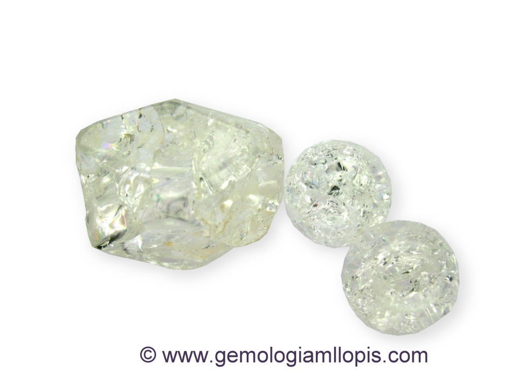 Cuarzo cristal de roca craquelado sin teñir