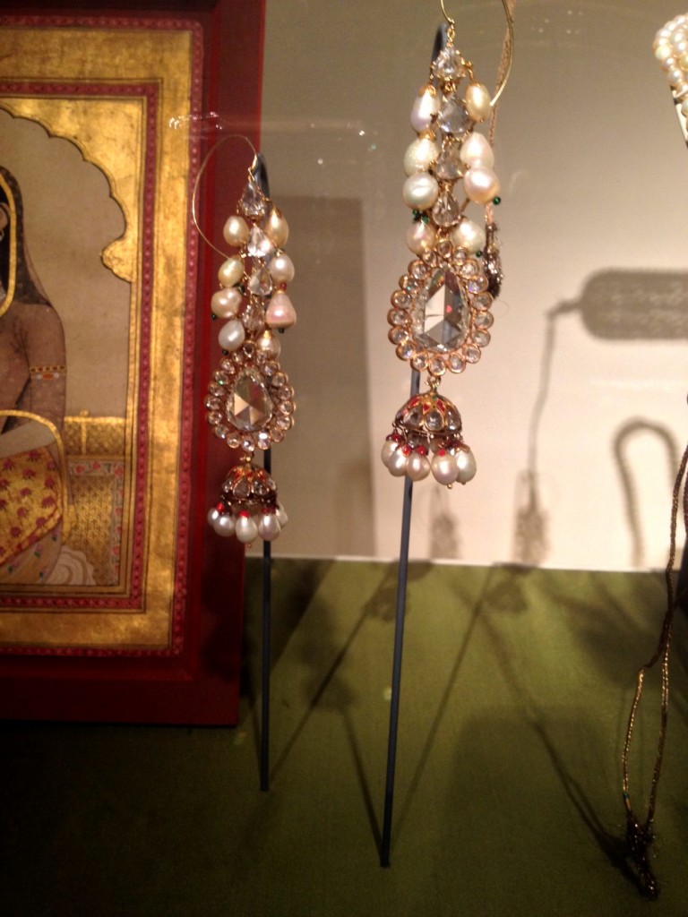 pendientes de cultura Islámica del S XVIII