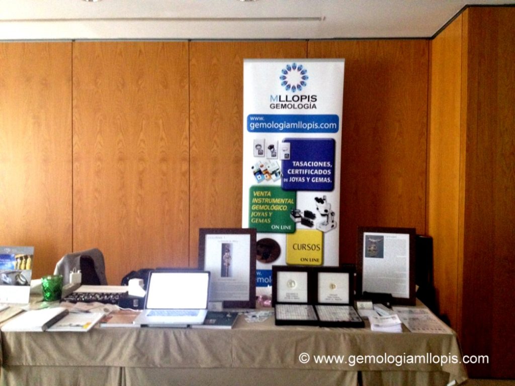 estand de MLLOPIS