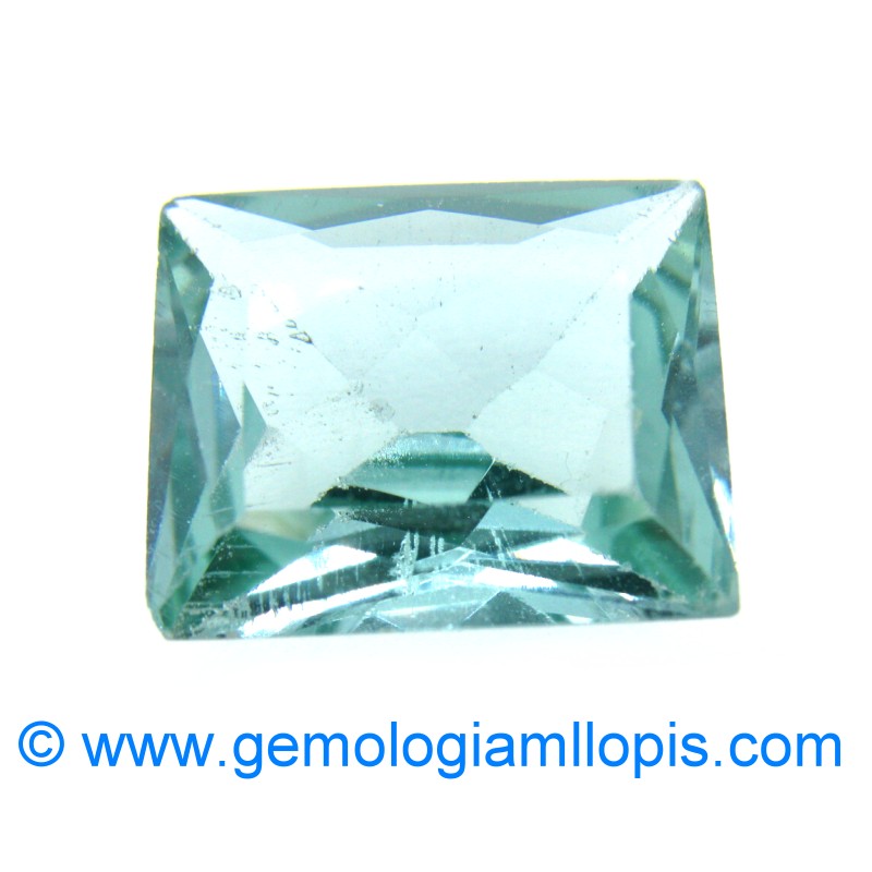 wp-image-featured-image-1221.jpg Synthetic spinel green - Imagen 1